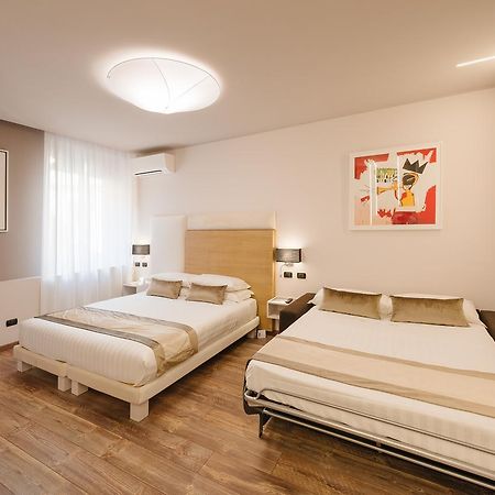 Etruska Luxury Trastevere Guesthouse Roma Ngoại thất bức ảnh