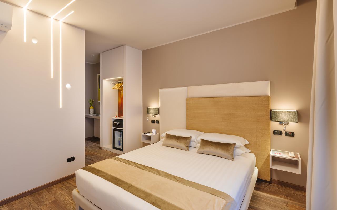 Etruska Luxury Trastevere Guesthouse Roma Ngoại thất bức ảnh
