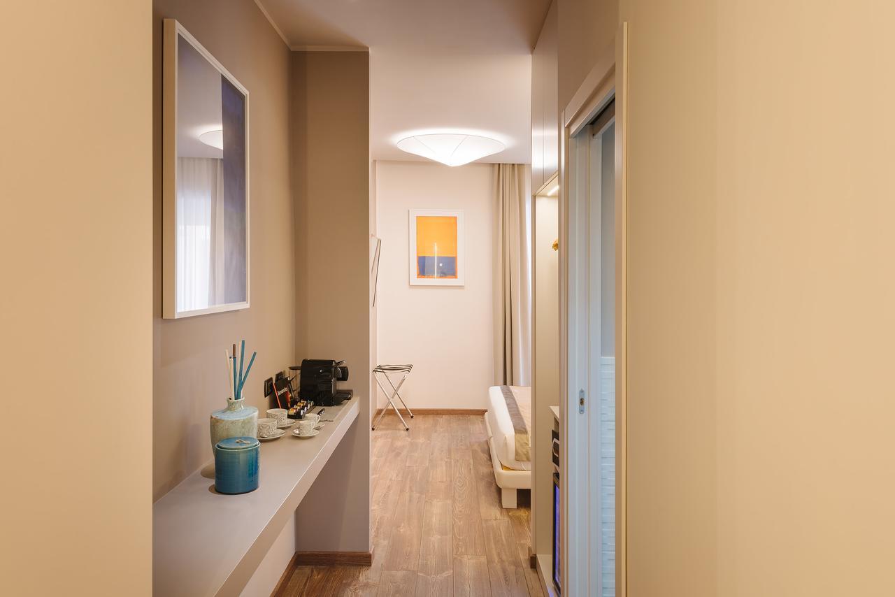 Etruska Luxury Trastevere Guesthouse Roma Ngoại thất bức ảnh
