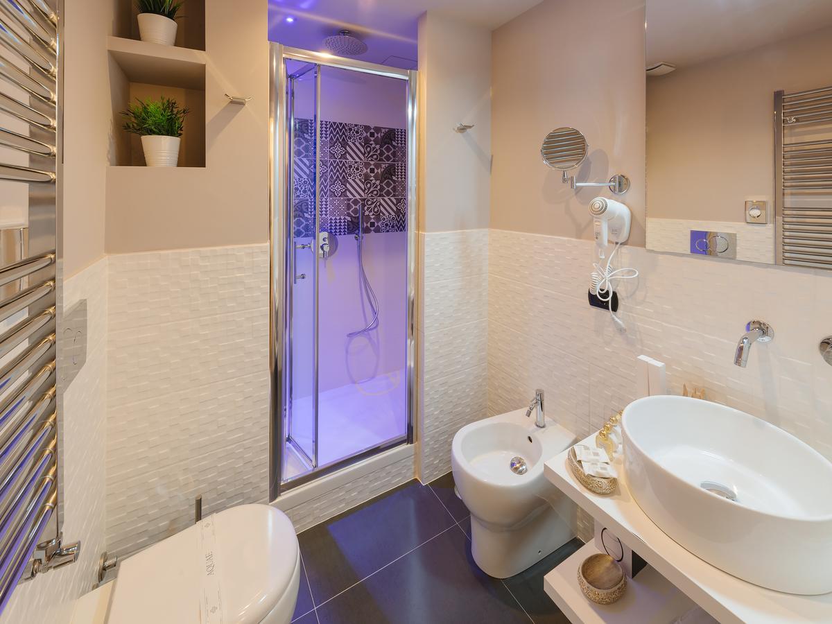 Etruska Luxury Trastevere Guesthouse Roma Ngoại thất bức ảnh